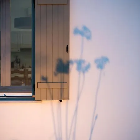 Luxury Akaste Beautiful Serene Glisidia 别墅